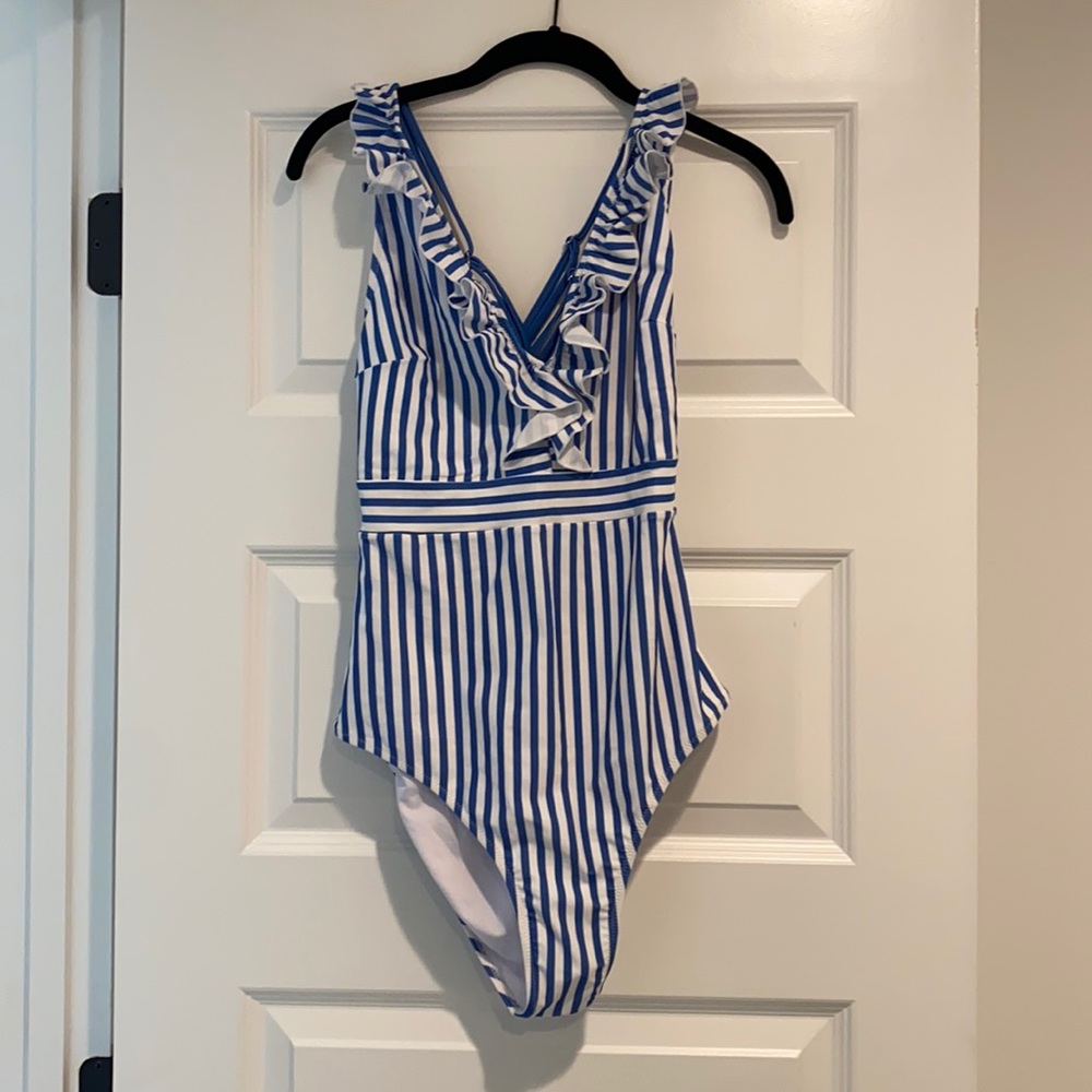 Cupshe Swimsuit
